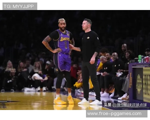 湖人胜76人赛后!雷迪克表彰2人，美媒有感而发，詹姆斯怡然自得